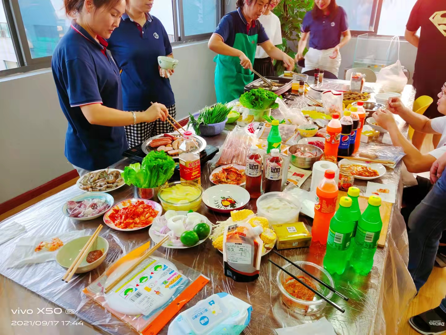中秋佳节公司烤肉